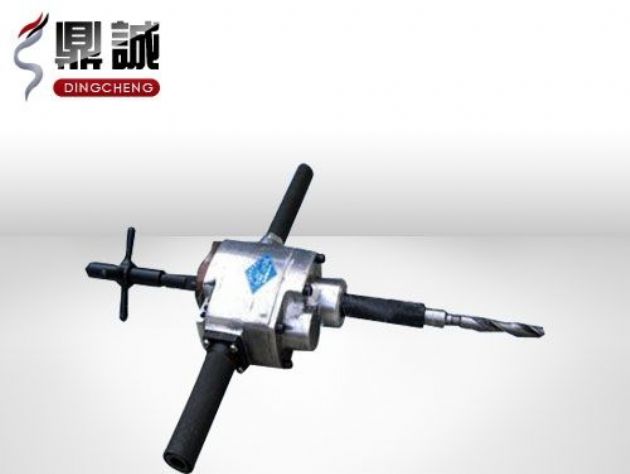 點擊查看詳細信息<br>標(biāo)題：ZK19型軌道鉆 閱讀次數(shù)：3268